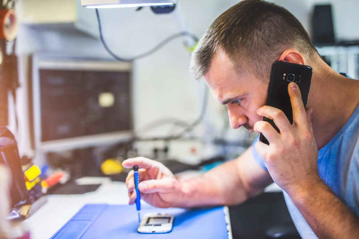 Profesjonalna wymiana szkła aparatu w telefonach