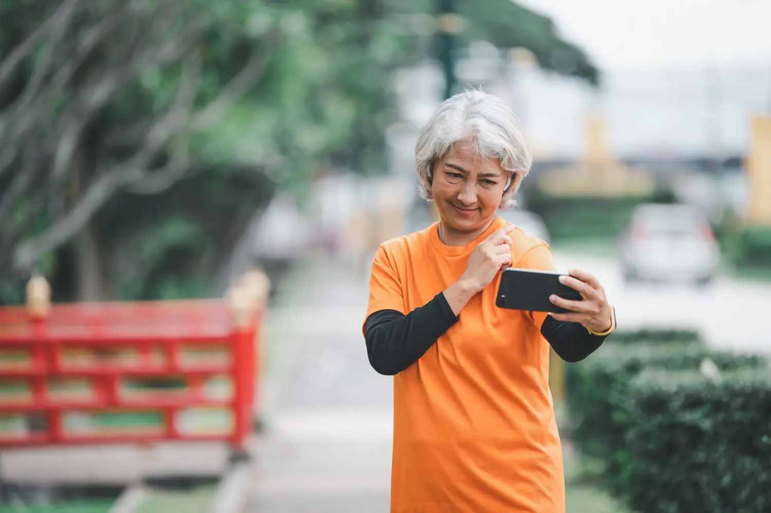 Mobilne aplikacje wspierające zdrowie kobiet w okresie menopauzy